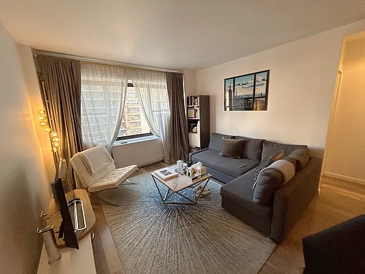 Rented by Owner | media 3