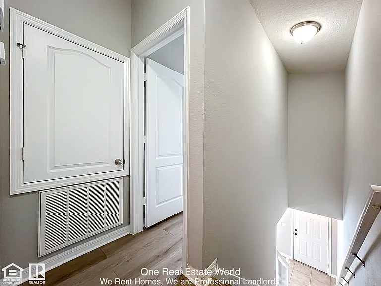5361 Windsor Lake Cir — Photo 16