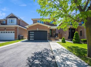 14 Sunny Glen Cres, Brampton, ON L7A 2C6