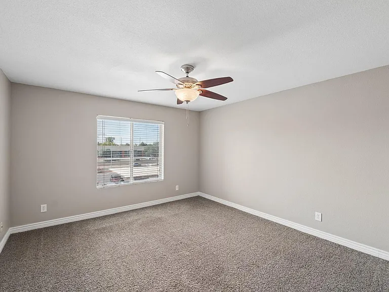 540 N May St #3122 — Photo 10
