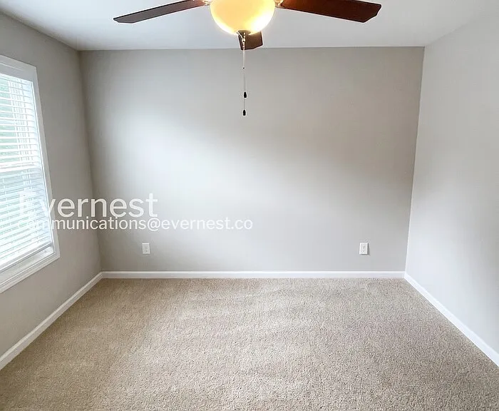 1212 Ewing Way — Photo 33