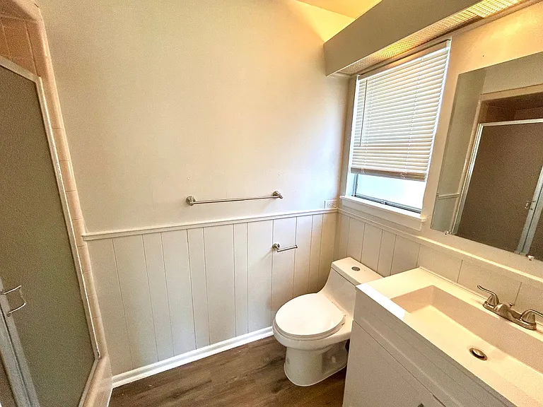 116 Roundtree Dr — Photo 8