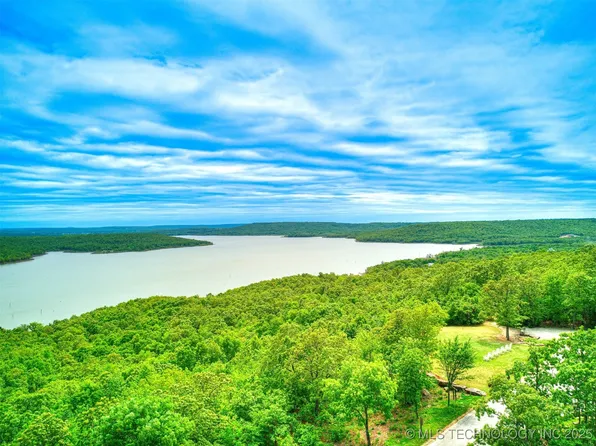 120 Sandstone Dr, Eufaula, OK 74432