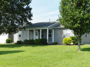 8290 Hilham Rd, Cookeville, TN 38506