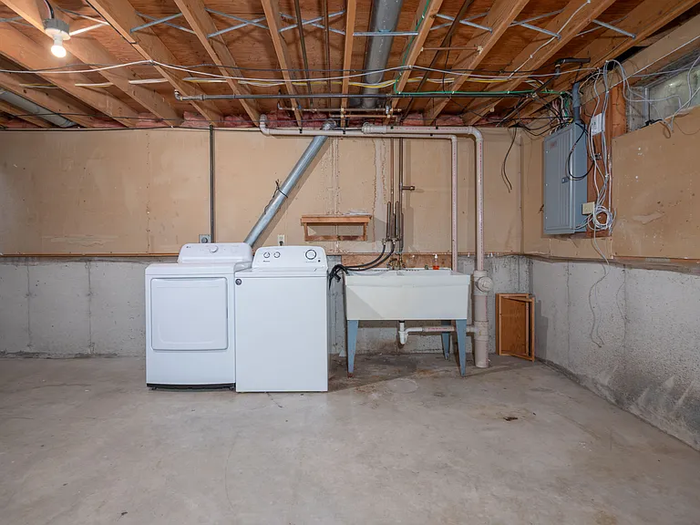 13 Keighley Cir — Photo 13