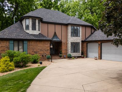 5135 S Castlewood Drive, Springfield, MO, 65804