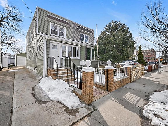 2nd image of 5216 M Avenue