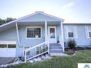 7709 S 42nd St, Bellevue, NE 68147