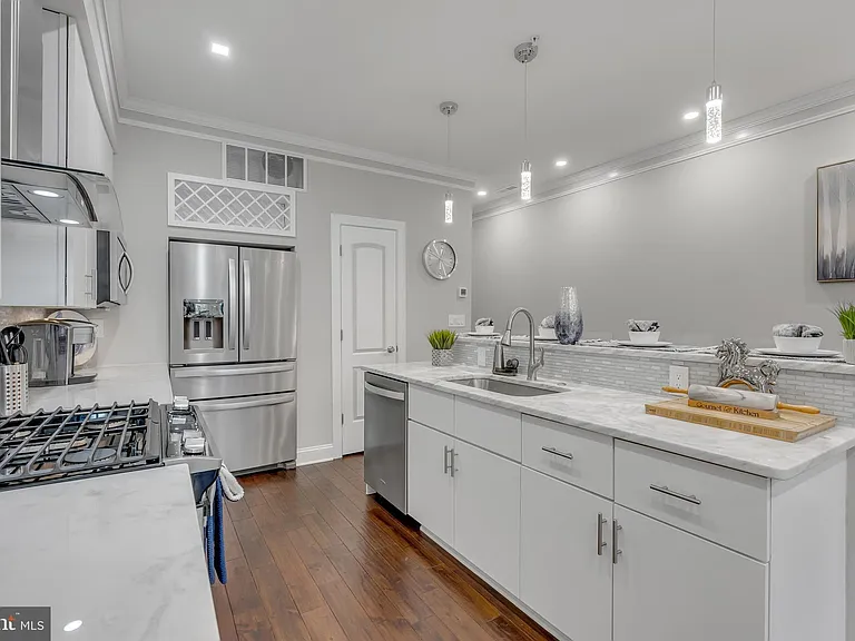 1167 Morse St NE #1 — Photo 10