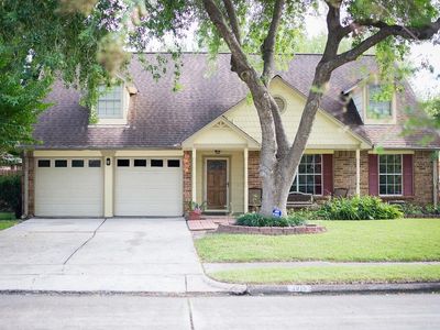 2815 Forest Hills Dr, League City, TX, 77573