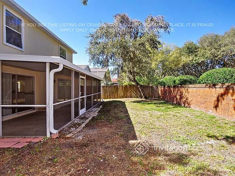 97 Lancer Oak Dr — Photo 3