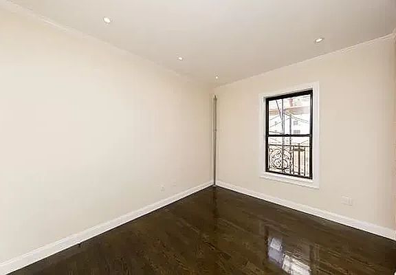 4th image of 1379 Lexington Ave APT 5B