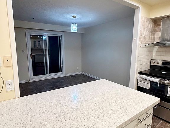 5th image of 119 Ingleside Dr