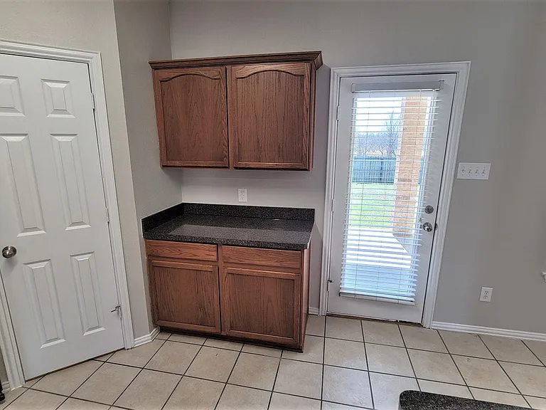 3408 Columbus St — Photo 16