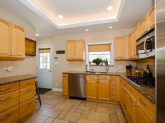 Upgraded Kitchen 