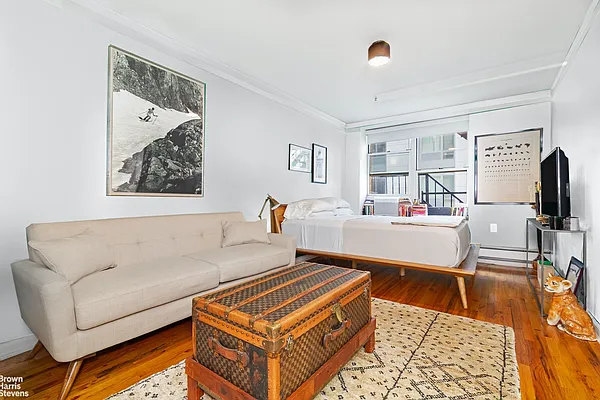 Rented by Brown Harris Stevens | media 12