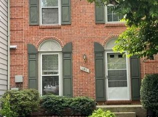 121 Finale Ter, Silver Spring, MD 20901