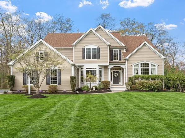 41 Canterbury Hill Rd, Acton, MA 01720