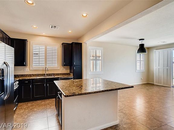 3rd image of 1106 Olivia Pkwy