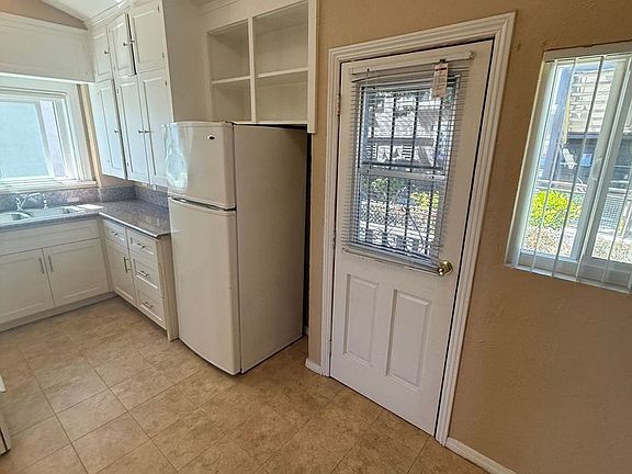 4th image of 2676-2680 Grant Way #2674