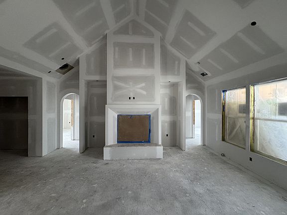 3rd image of 2300 Stephens Rd