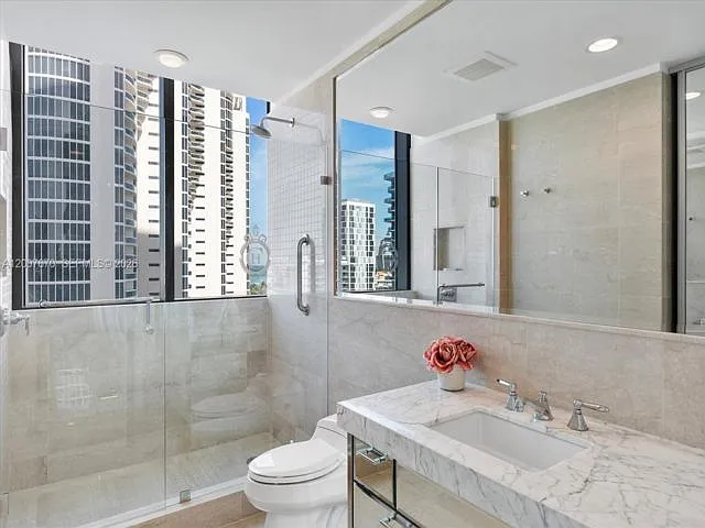 17475 Collins Ave #504 — Photo 12