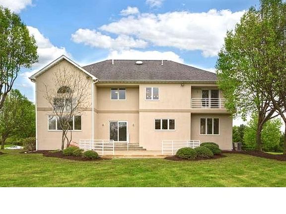 2nd image of 449 Golden Gate Dr