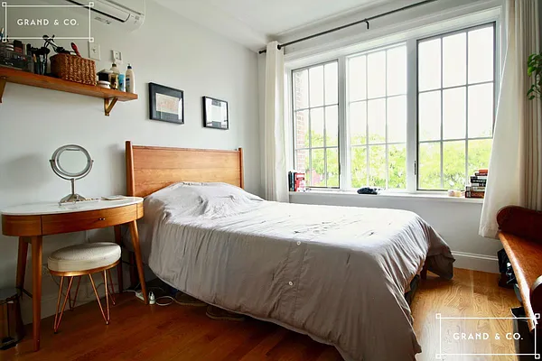 Rented by Grand & Co. | media 51