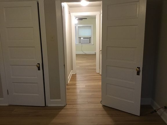 3rd image of 2276 Norwood Ave #3