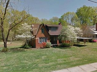416 S Main St, Star, NC 27356
