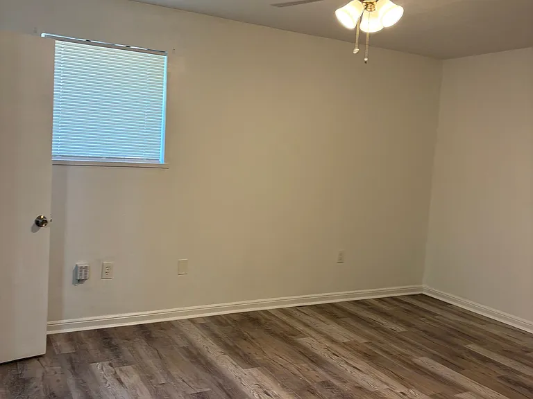 10542 Jefferson Hwy #12 — Photo 8