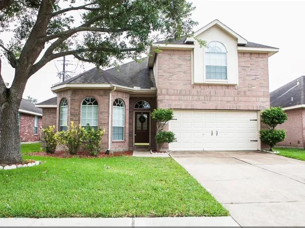 3334 Worthington Dr, Pearland, TX 77584