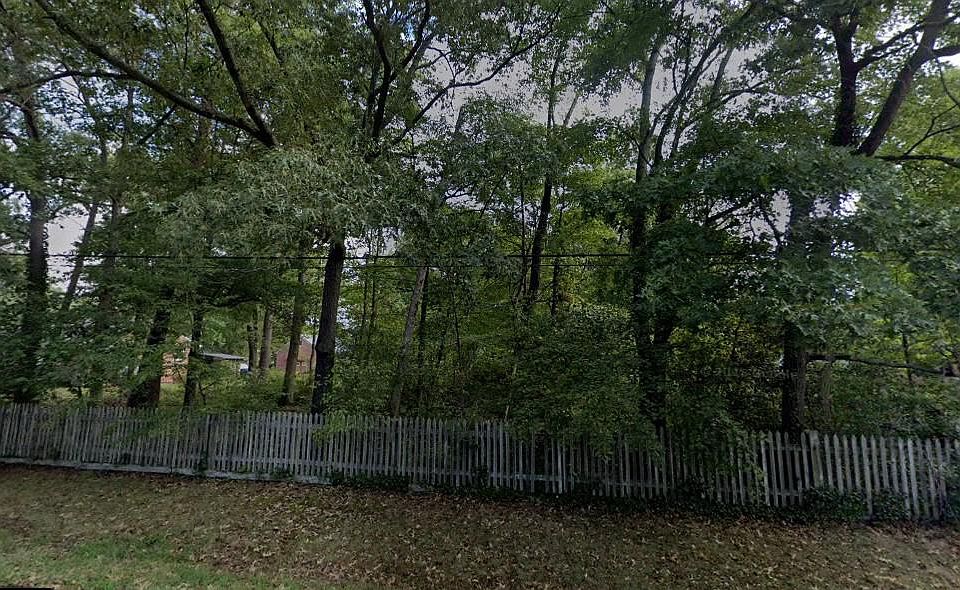 2nd image of 6821 Ridgeway Dr