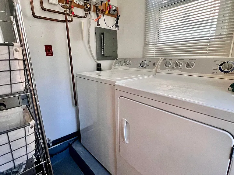 3 N Delavan Ave — Photo 12