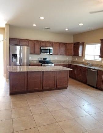 3rd image of 1208 E Palo Verde Dr