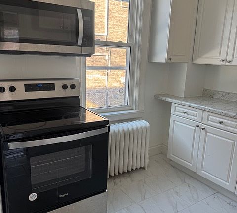 2nd image of 202 E 236th St #1