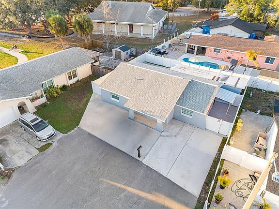 2nd image of 10113 ROYAL ACRES COURT