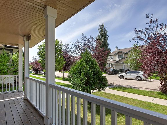 4th image of 9118 Scott Cres NW