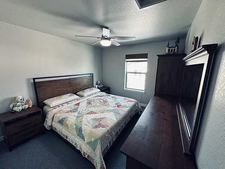 15529 W Washburn Ave — Photo 13