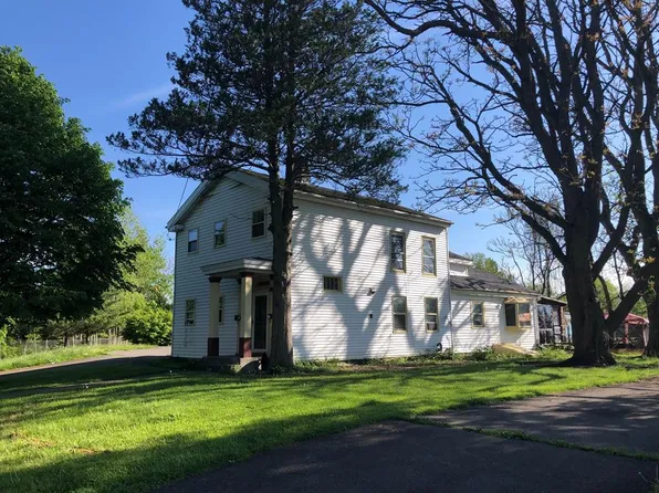719 S Main St, Elmira, NY 14904