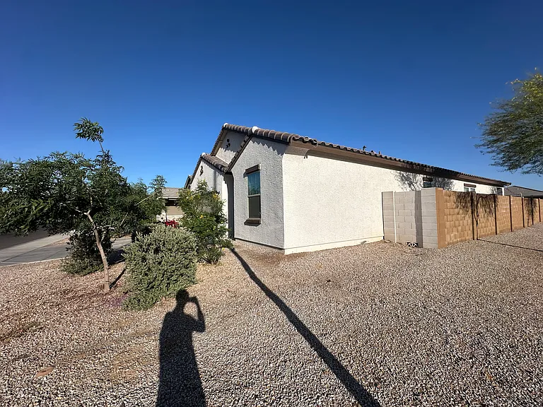 6421 W Ian Dr — Photo 2