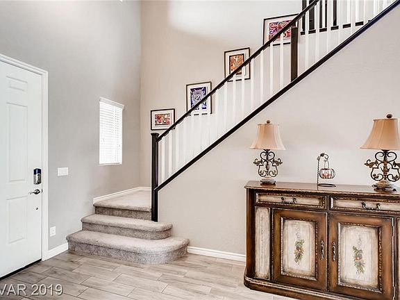 3rd image of 260 Elder View Dr