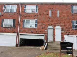 9437 Woodbridge Rd, Philadelphia, PA 19114