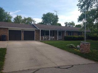 6610 W Alma Ct, Yorktown, IN 47396