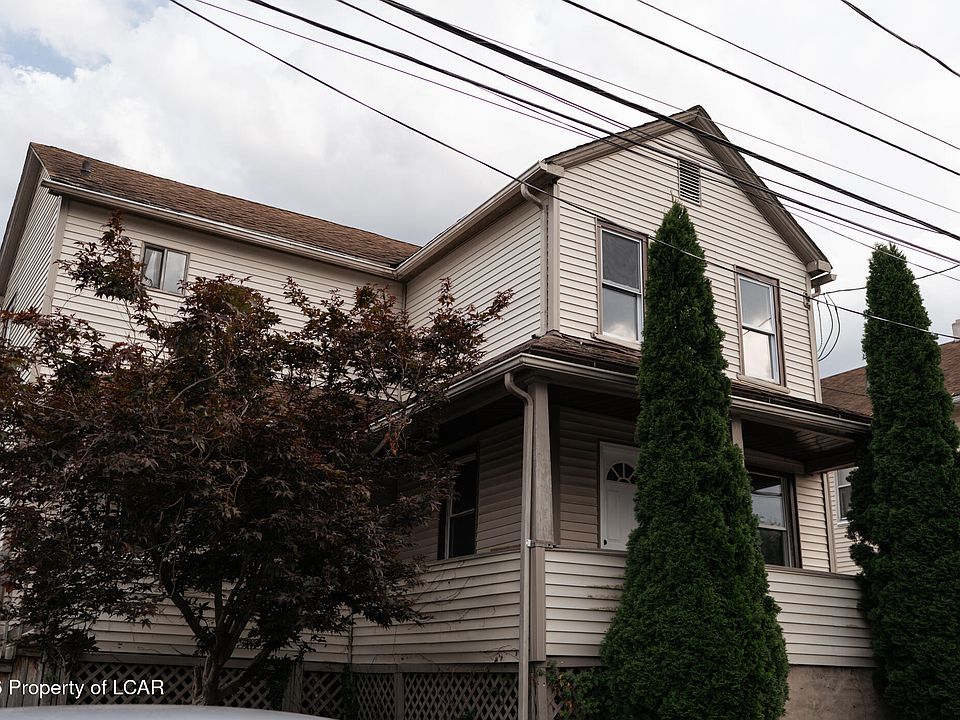 1st image of 194 Green St