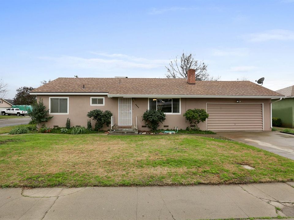 1st image of 3237 E Meadow Avenue