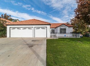 1521 Kings Rd, Palmdale, CA 93551