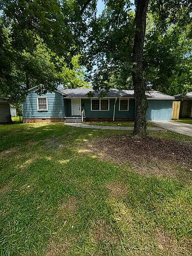 212 Robinhood Rd Photo 1