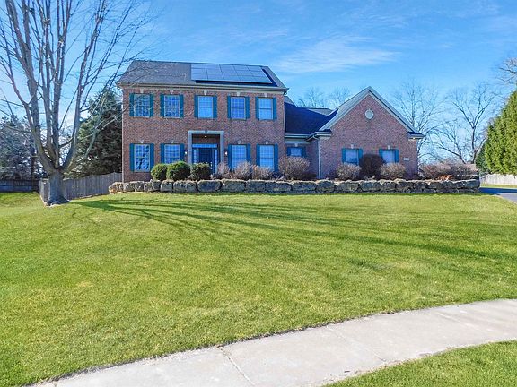 3rd image of 6594 Rolling Hedge Ln