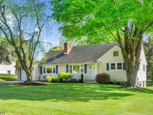 22 Union Rd, Clinton Town, NJ 08809
